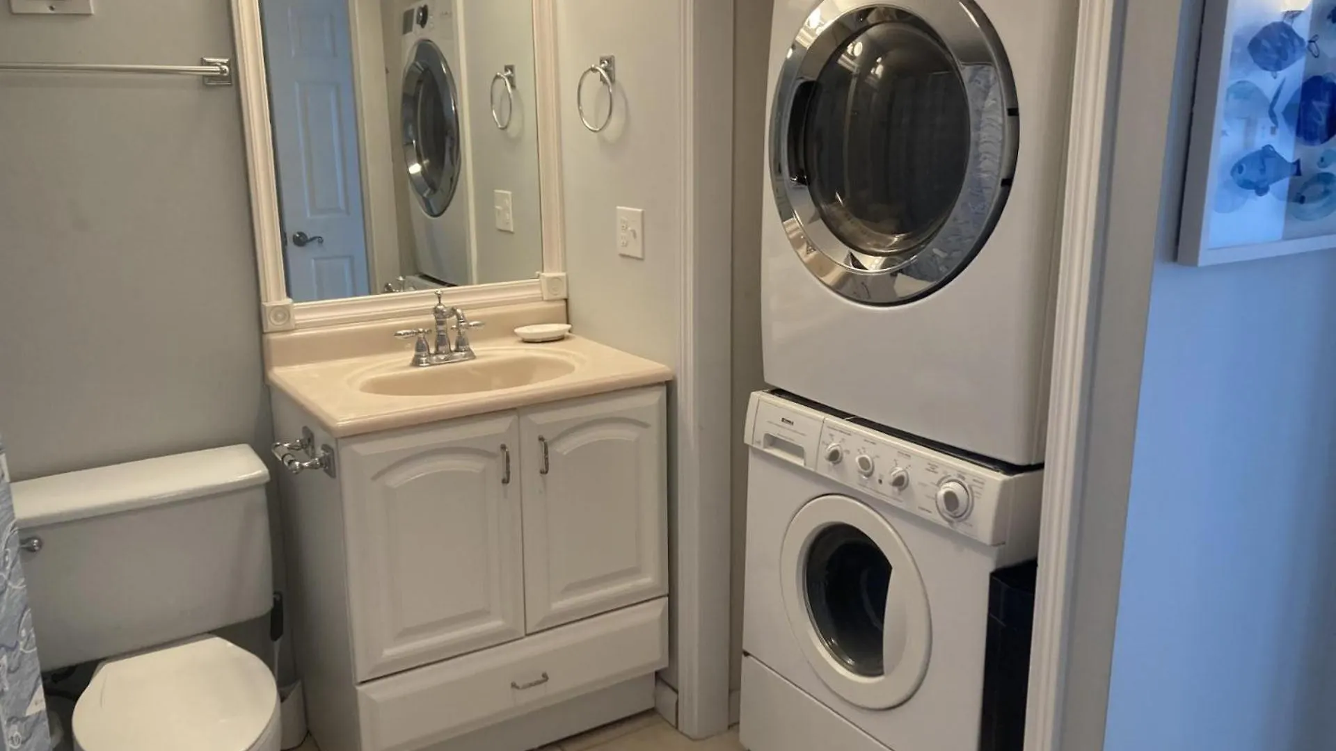 Holiday home 2111 - Shoreline Towers Unit Upgraded Condo- Free Beach Setup! Destin United States