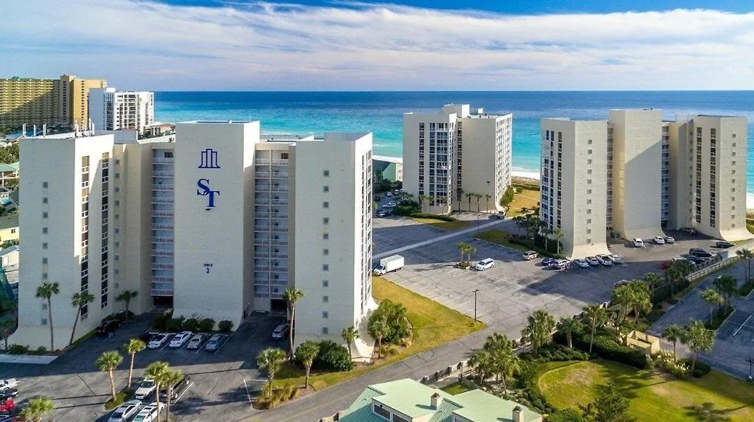 Holiday home 2111 - Shoreline Towers Unit Upgraded Condo- Free Beach Setup! Destin